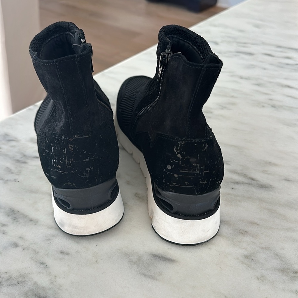 Softwaves Booties - image 2